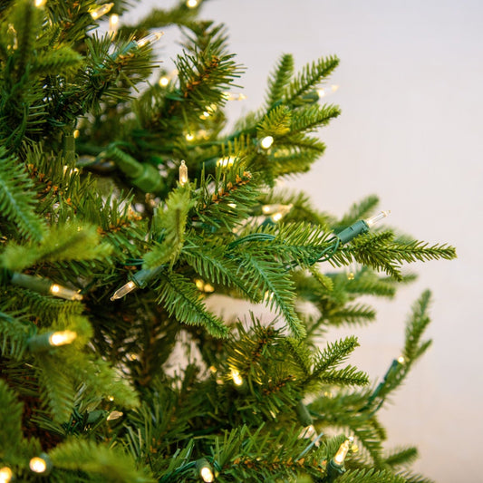 7.5' Norway Spruced Tree with LED White Warm Lights - needle and lights close-up 2