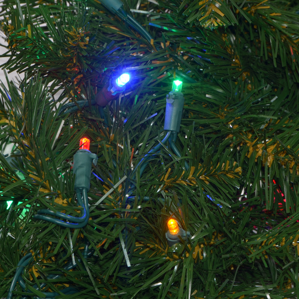 36" Sierra Fir Wreath with LED Concave Lights - greenery texture with lights, close-up 5