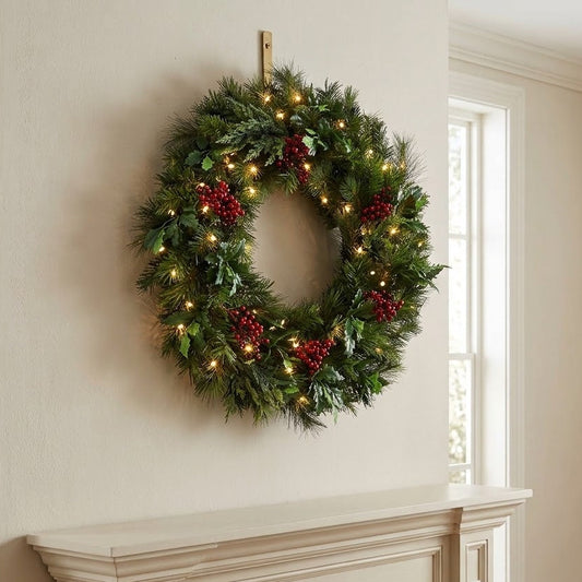 30" Estate Wreath with Battery Powered Lights