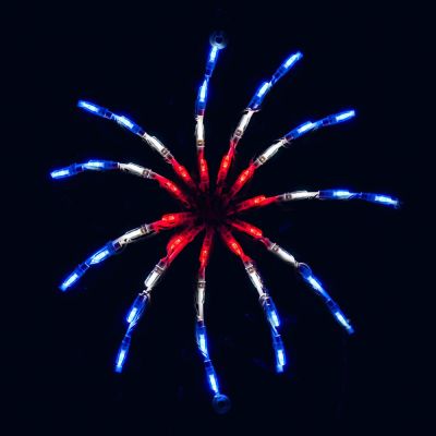 Lighted Fourth of July Displays and Decorations